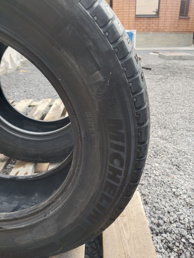 Продам шины Michelin