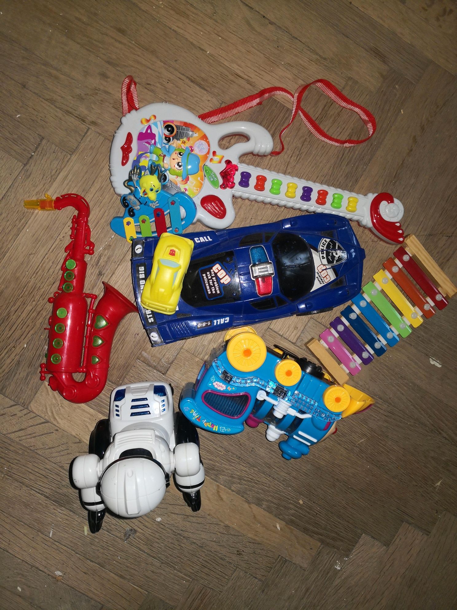 Vând jucării diverse