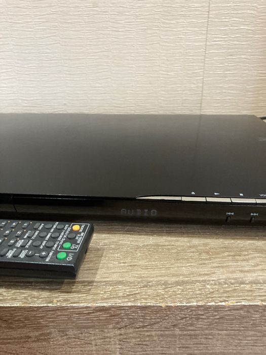 SONY BDV-EF220 2+1 Blu-ray 3D Домашно кино