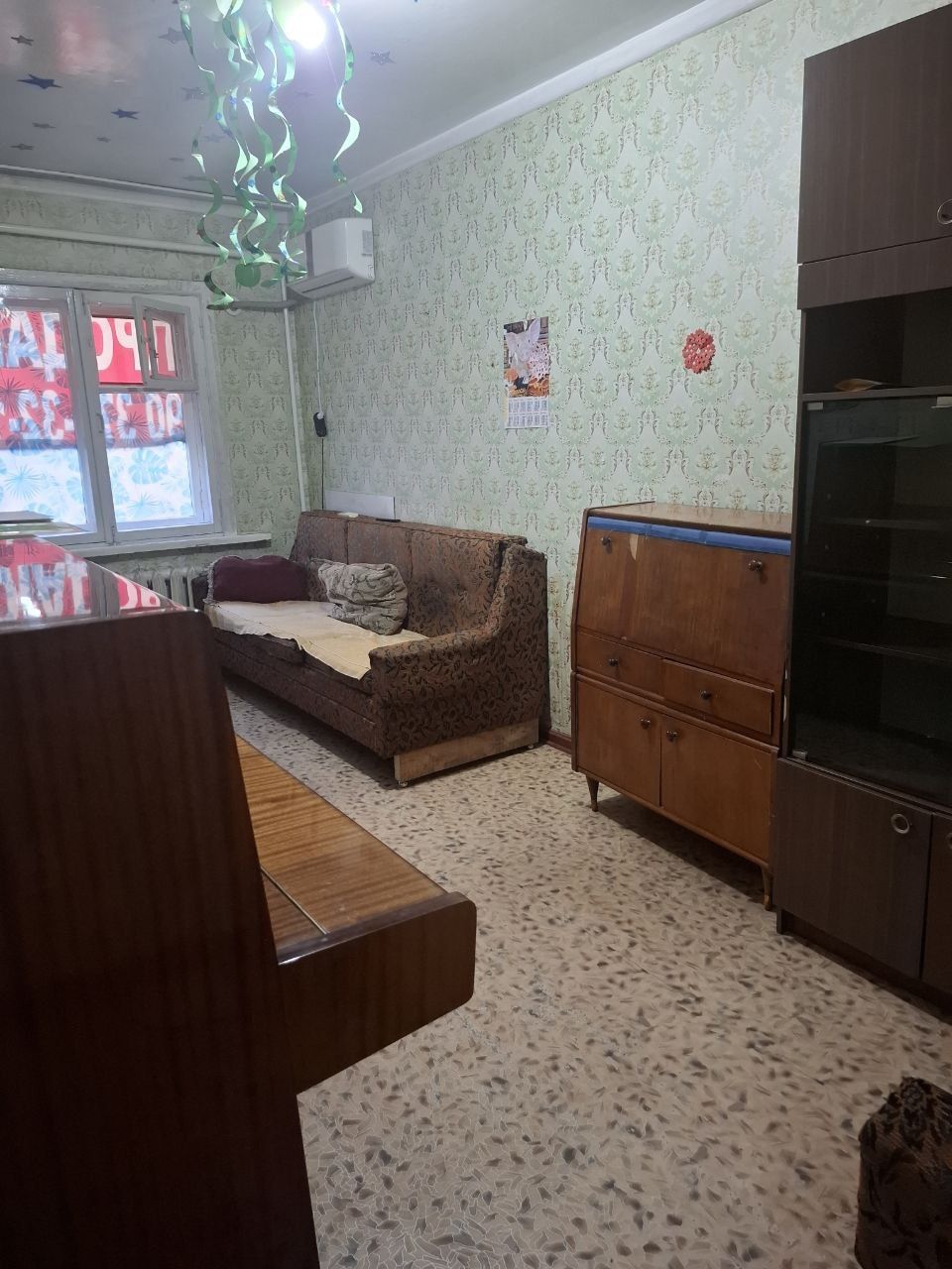 Продаю Свою квартира Яшнабадский р-он Авиасозлар 58-военый городок 2-к