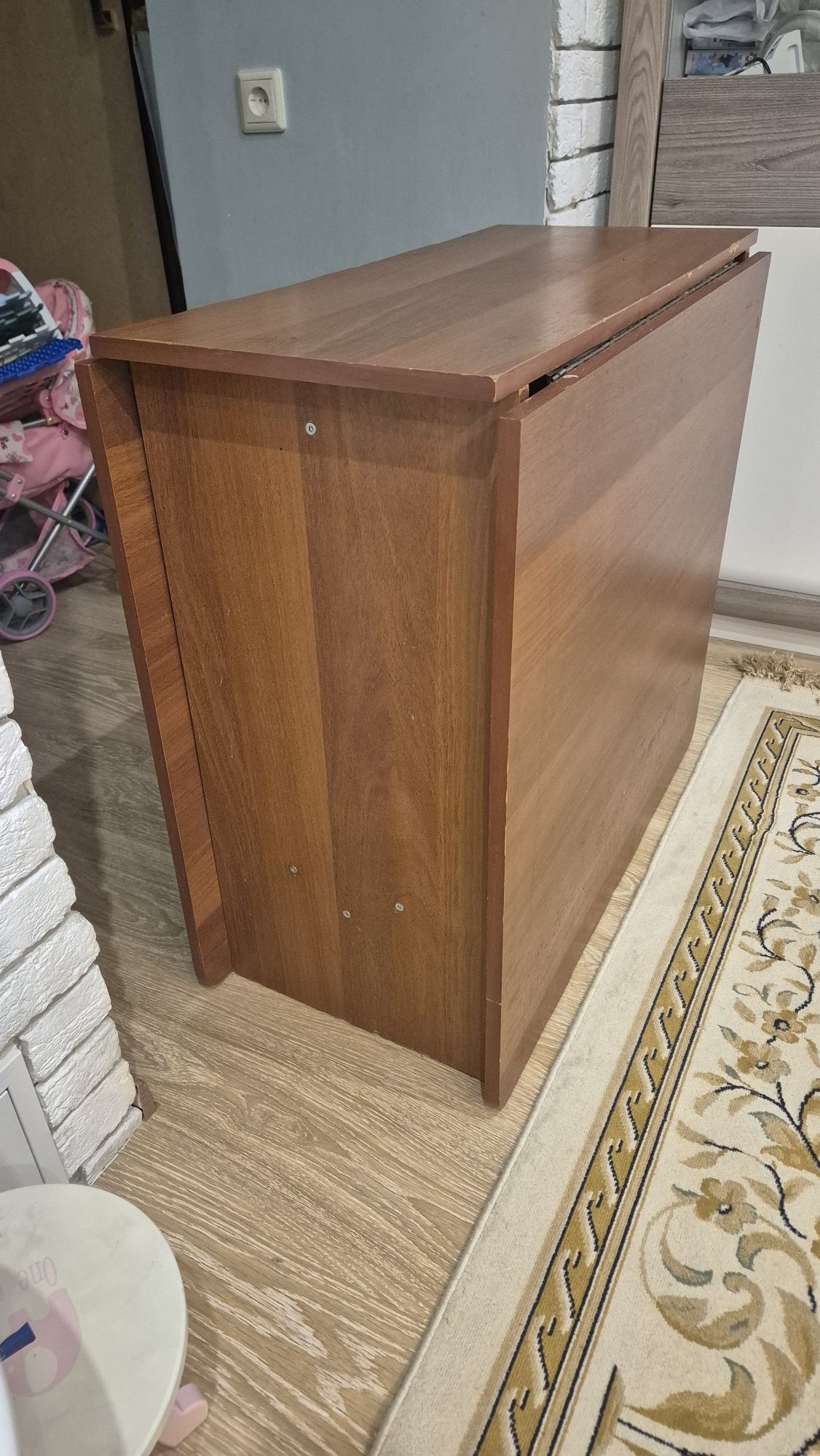 Диван для гостиной