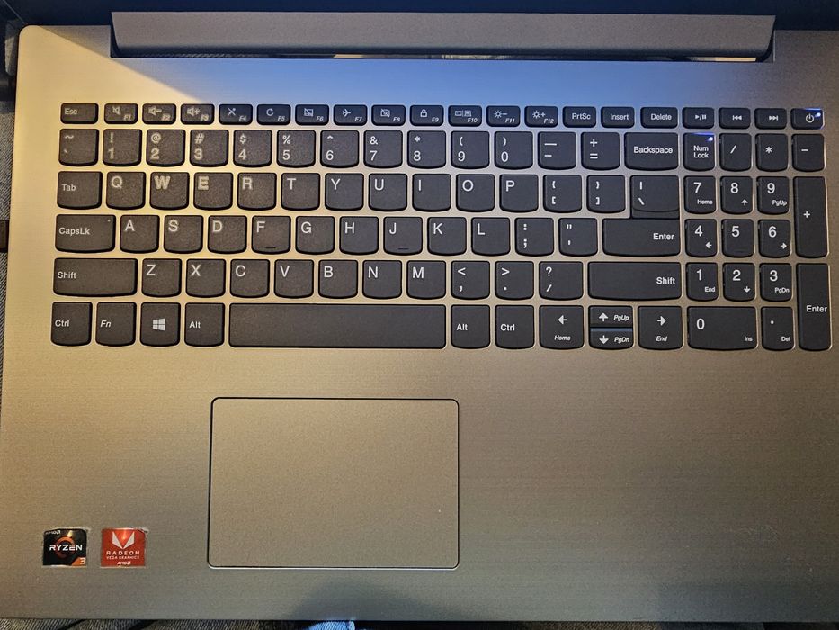 Laptop Lenovo IdeaPad 330 (SSD 240/256GB, Ryzen 3, 4GB RAM, Win 10 Pro