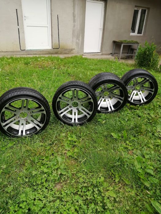 Vand cauciucuri cu tot cu jante ATV
