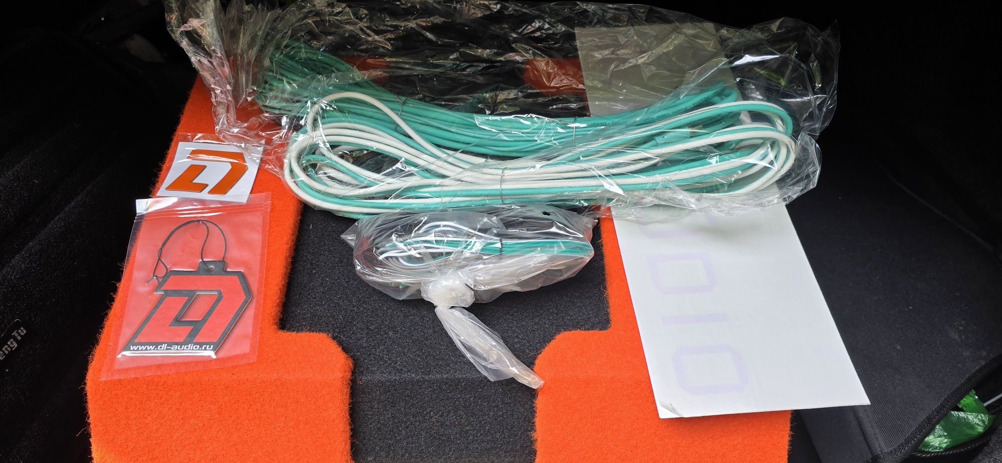 Сабвуфер DL Audio Piranha 12A Twin