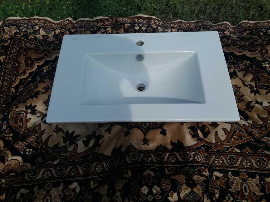 Продам раковину  . .