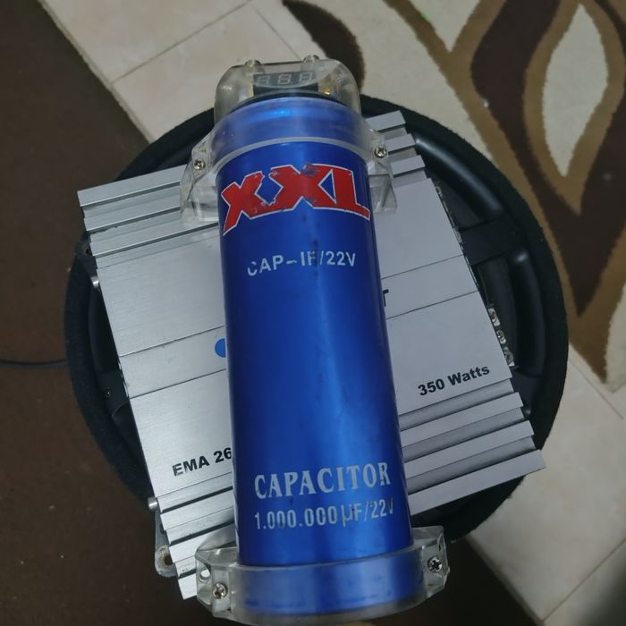 Vând tun de bass Blaupunkt