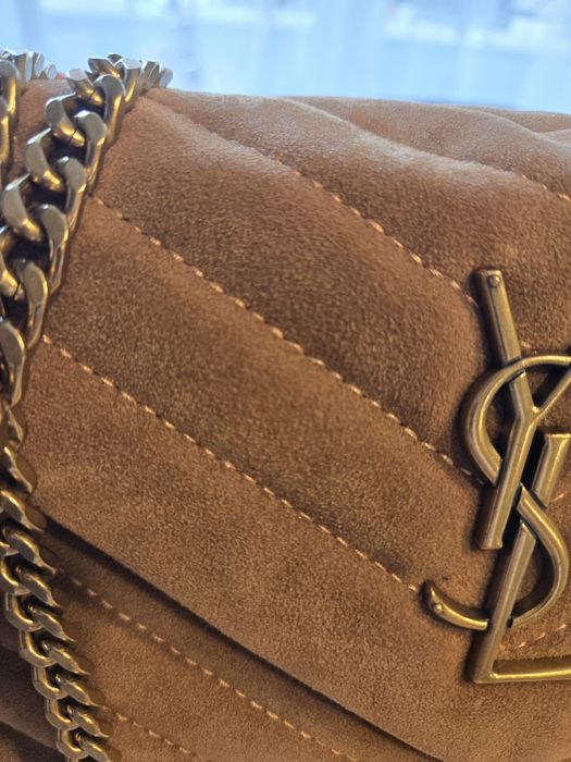 Налична Saint Laurent