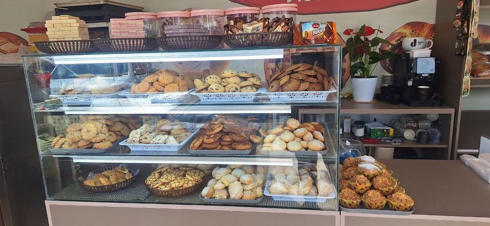 Стеклянная витрина