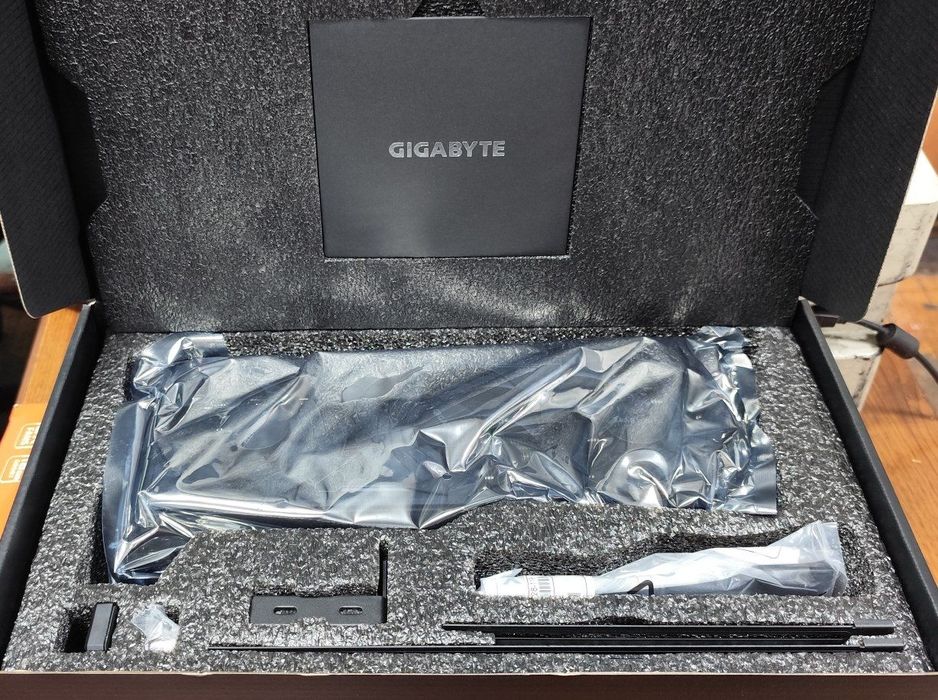 Gigabyte RTX 5070 Ti 16Gb GDDR7 + SFF