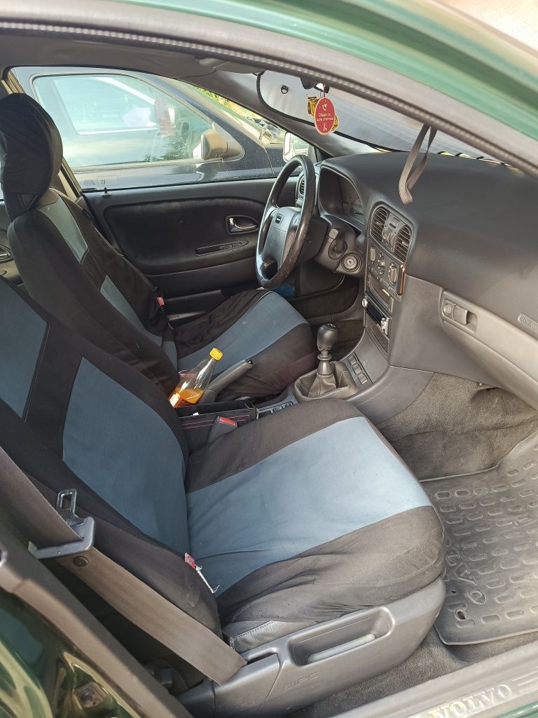 Volvo S40 дизел 2000 г.производство