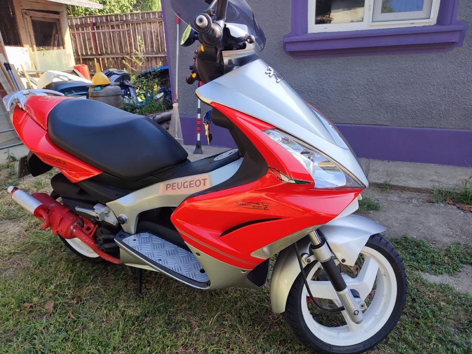 Vand scuter Peugeot JetForce 49cm 2008 pret 1200euro discutabil