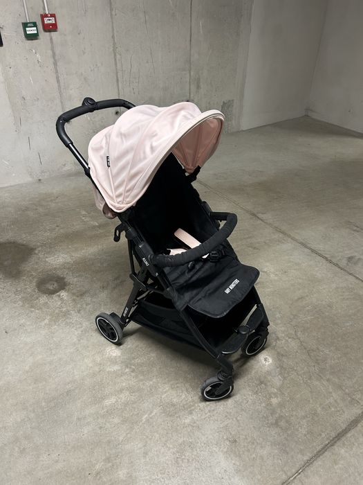 Лятна количка baby monsters kuki