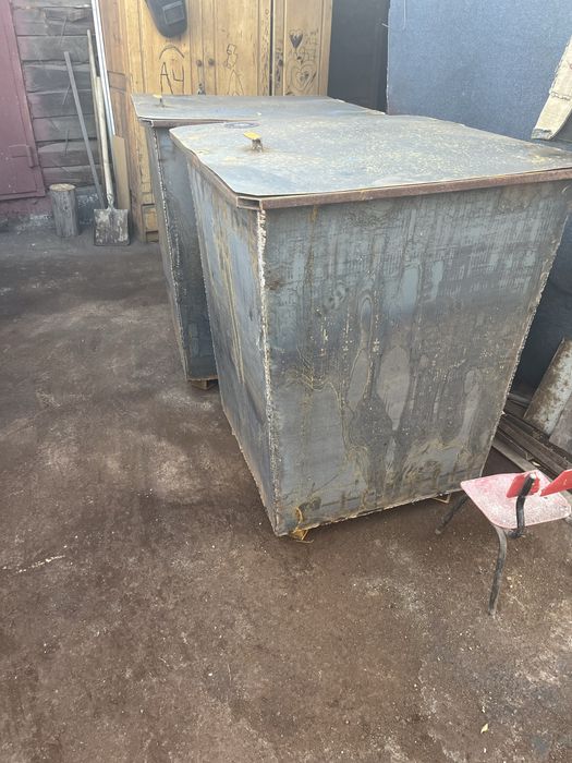 Продам срочна мусырный бак