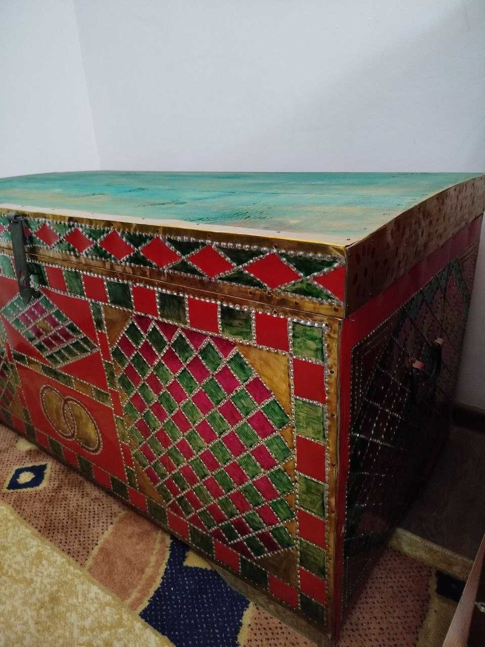 Sandiq sotiladi.