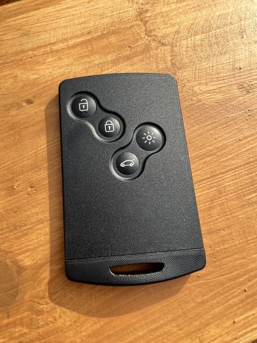 Carcasa Cheie Cartela Renault 4 Butoane CRE 015 Carcasa Cheie Cartela