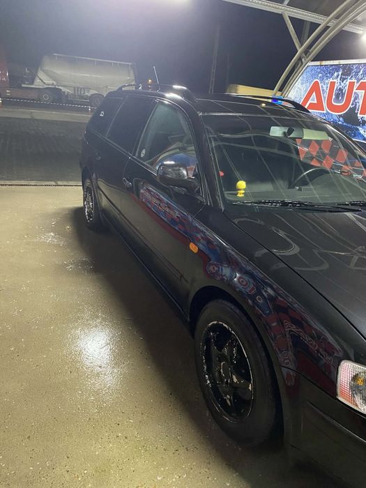 Vând passat b5 motor 1.6