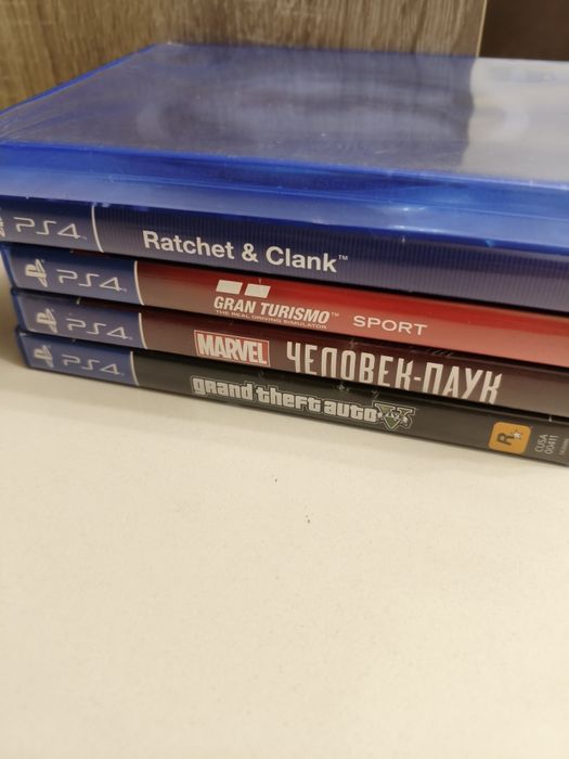 Подаю диски б/у на пс4 очень дешево!
