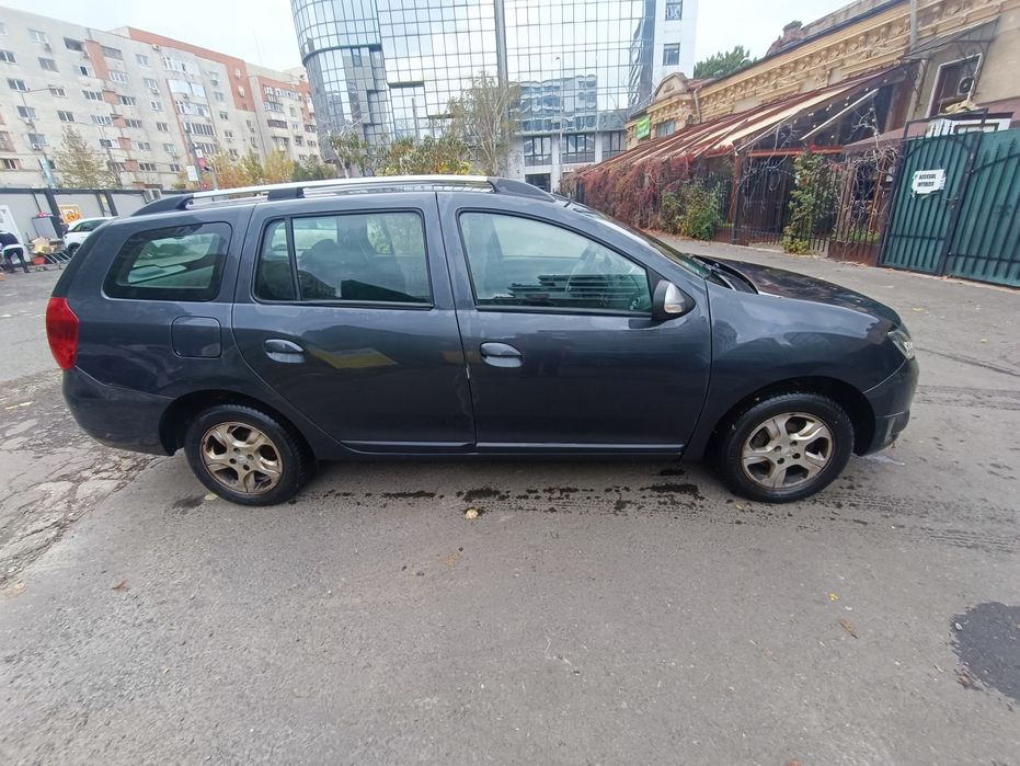 Logan MCV Full Option