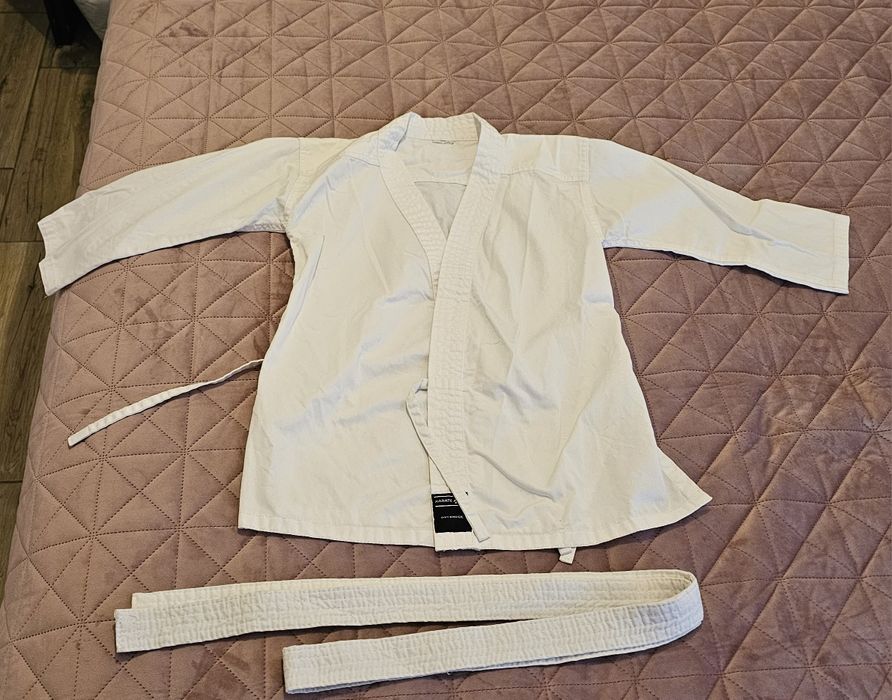 Echipament karate pentru copii 8- 9ani (134-140)