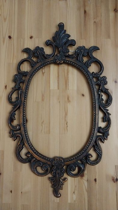 Ретро рама для зеркала