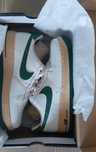 NIKE Спортни обувки WMNS AIR FORCE 1 '07 LV8 VSPT