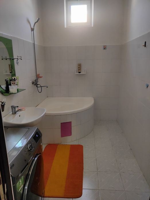 Katej sotiladi. 130 ming dollarga. 2017 y. Чархин пост тарафда