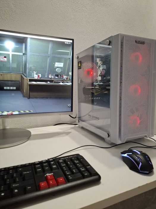 Unitate calculator cu 16 g ram , i7 , video de 4 gb