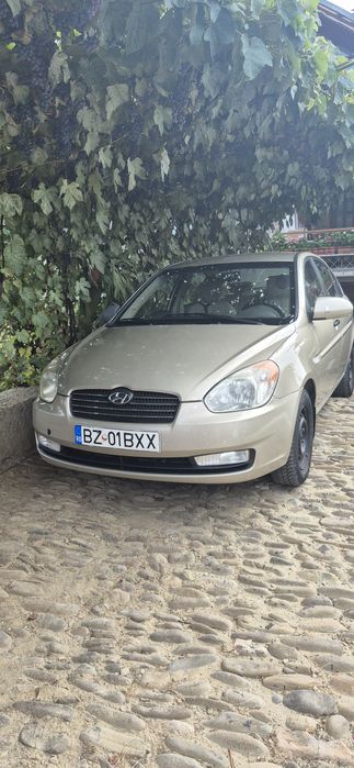 Vind hyundai accent