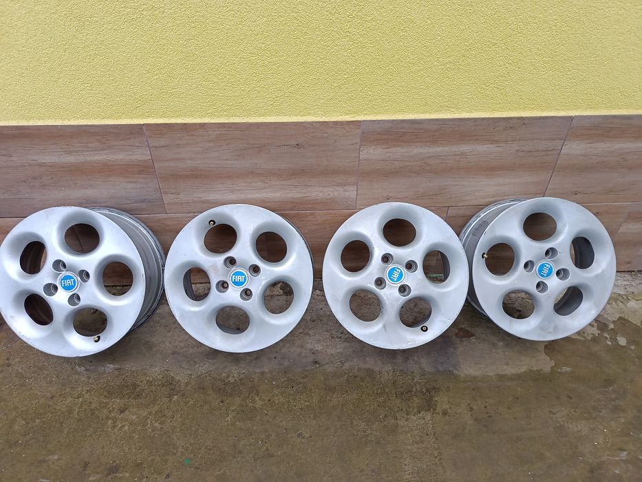 Продавам Джанти 15 цола  за Алфа/Фият