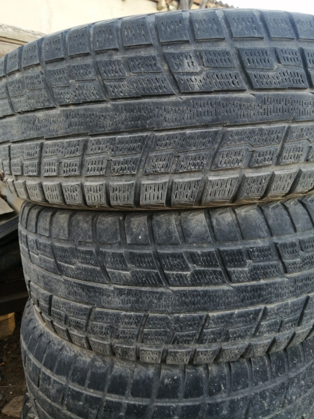 Зимние шины 265/65 R 17