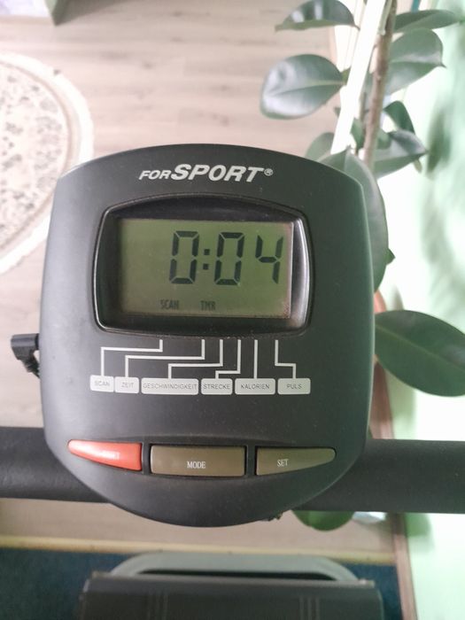 Banda alergare cu afișaj