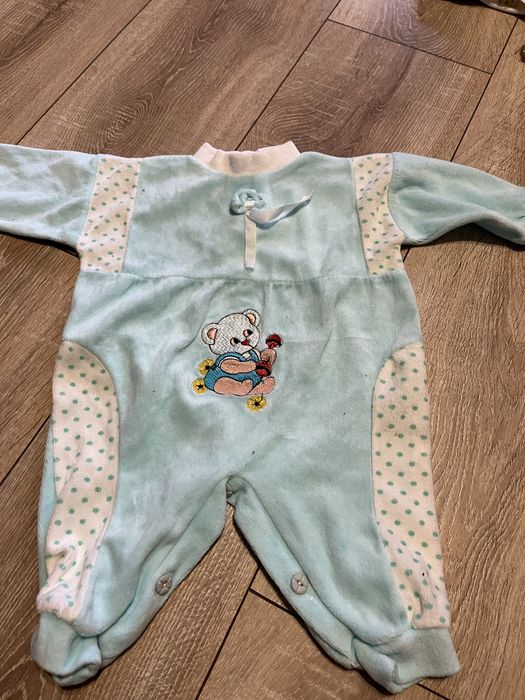 Ромпери  пет.      броя