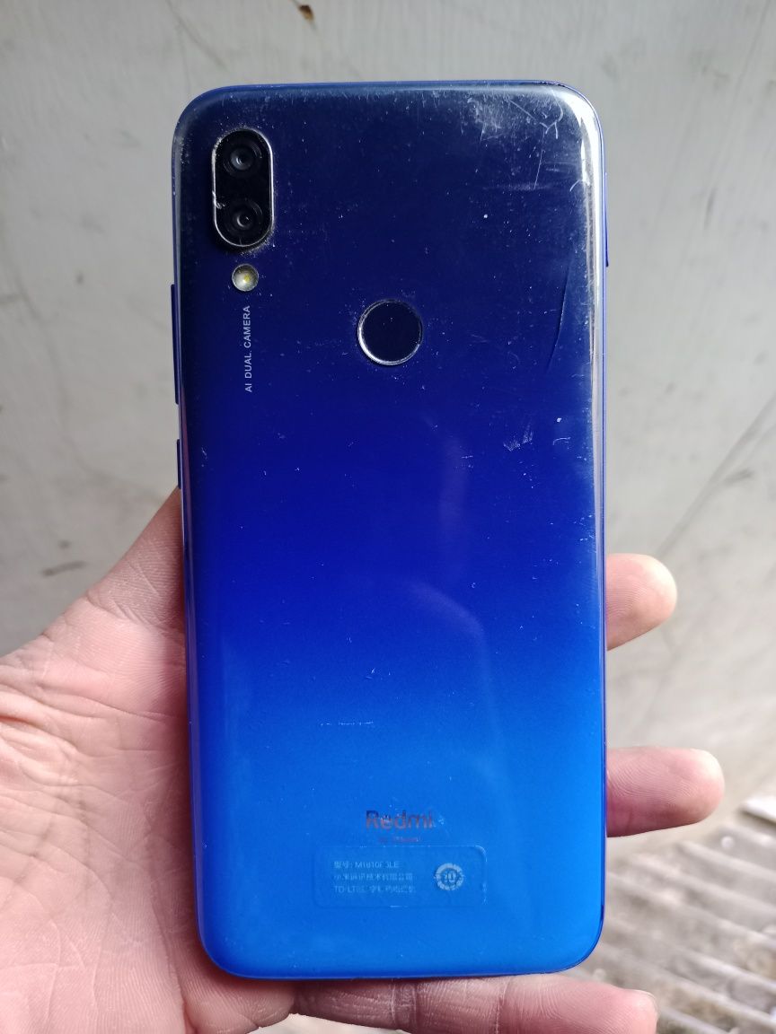 Redmi 7 operativka 4/64 narxi 800 keliwamiz