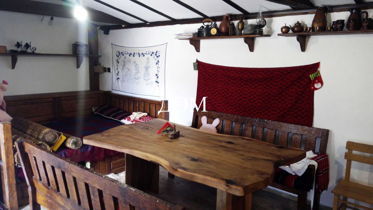 Продава се Къща в Шумен, Дивдядово - 200 кв.м за 1658 €/кв.м - Снимка #3