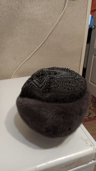 Продам норковую шапку