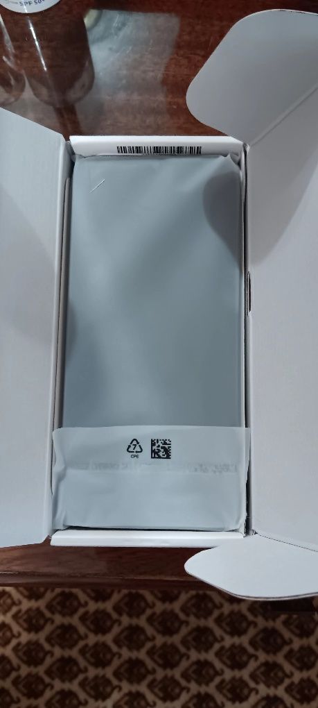 Продавам Xiaomi Redmi a1