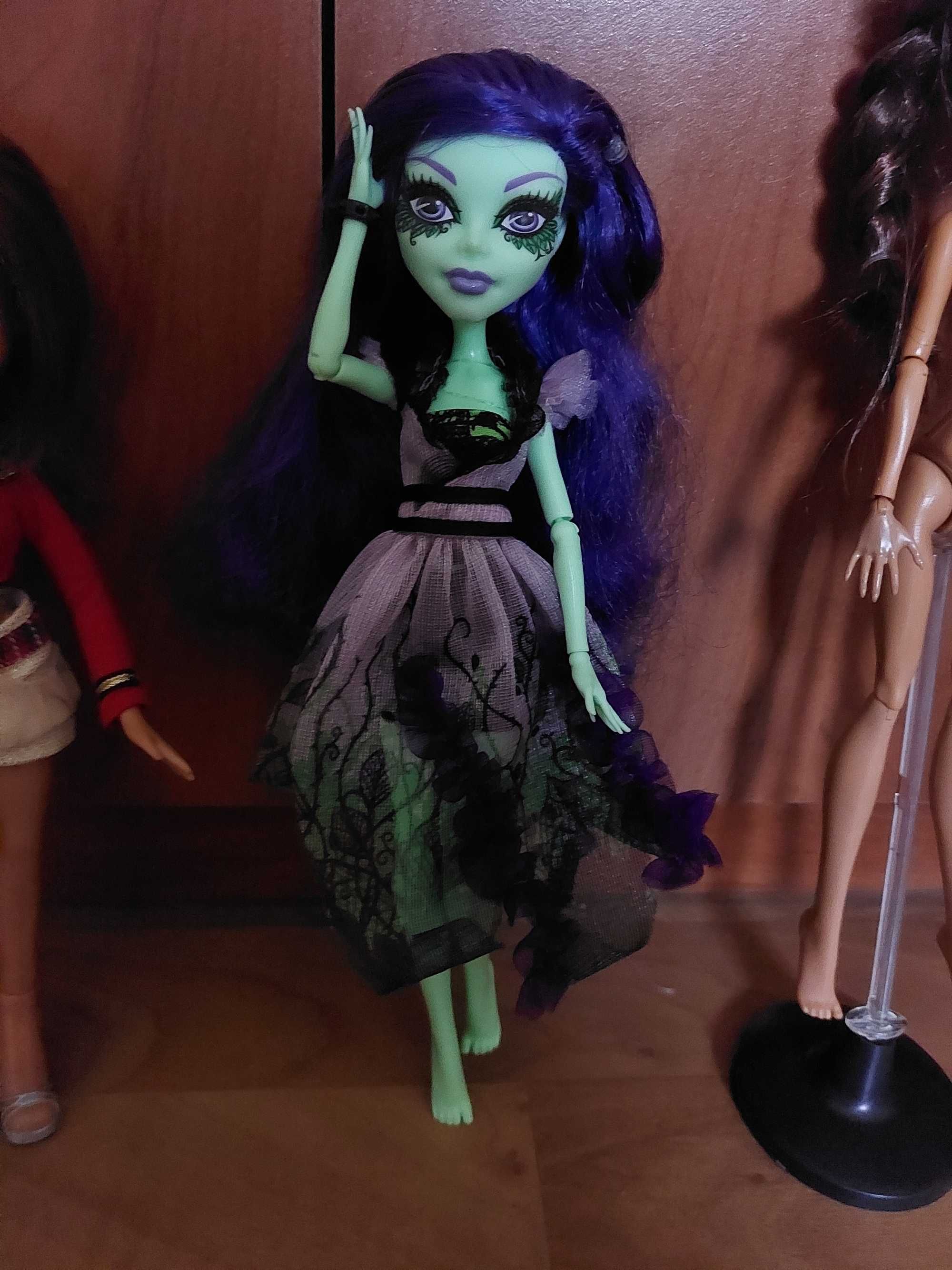 Монстър хай кукли / Monster high