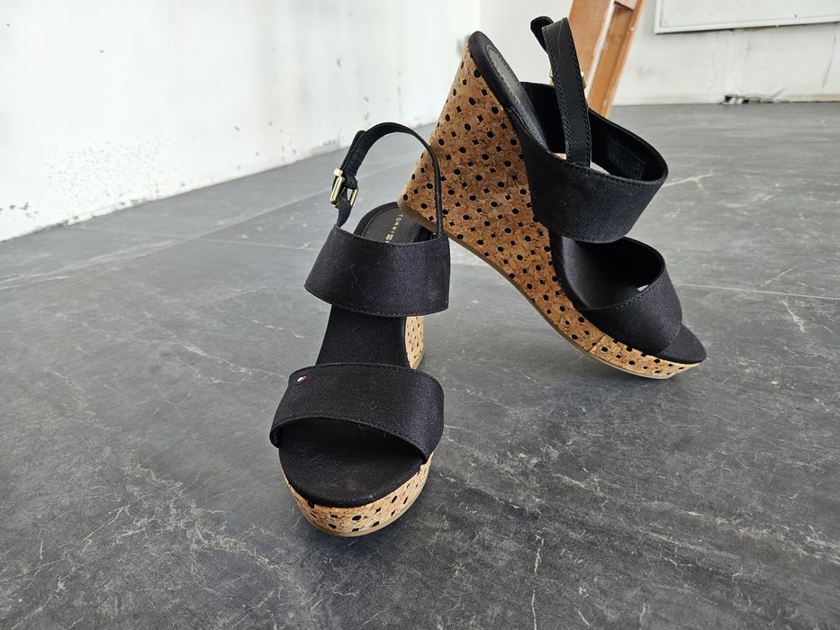 Дамски сандали, оригинални