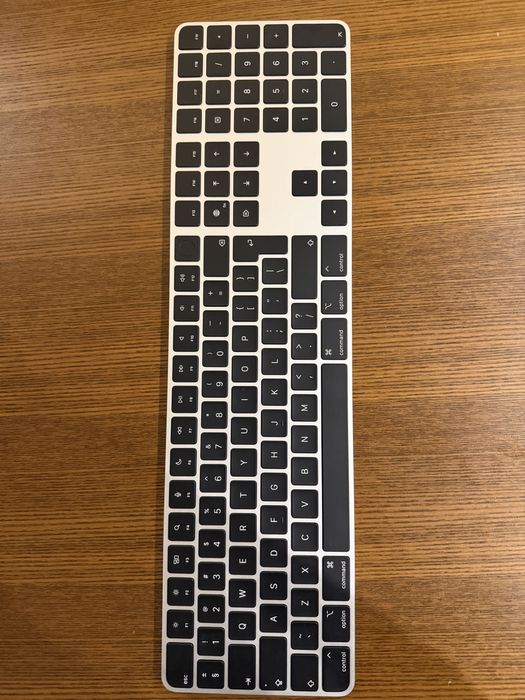 Apple Magic Keyboard cu Numeric Keypad+Touch ID - Silver