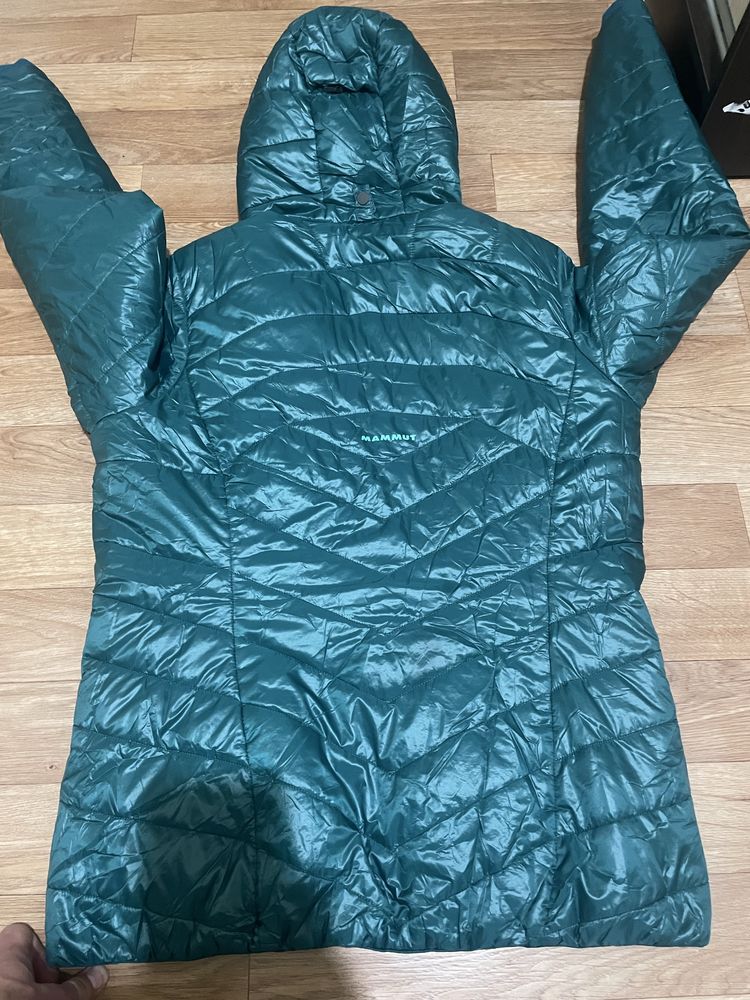 Mammut puffer оригинално женско/дамско яке