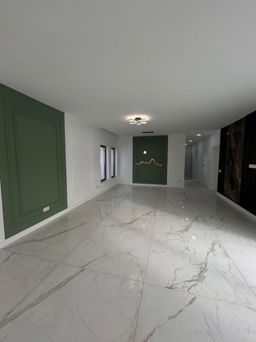 Casa premium de vânzare, cartier asfaltat - cartierul Olimp/Casandra.