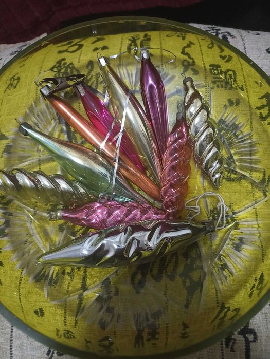 Продам советские стеклянные елочные игрушки