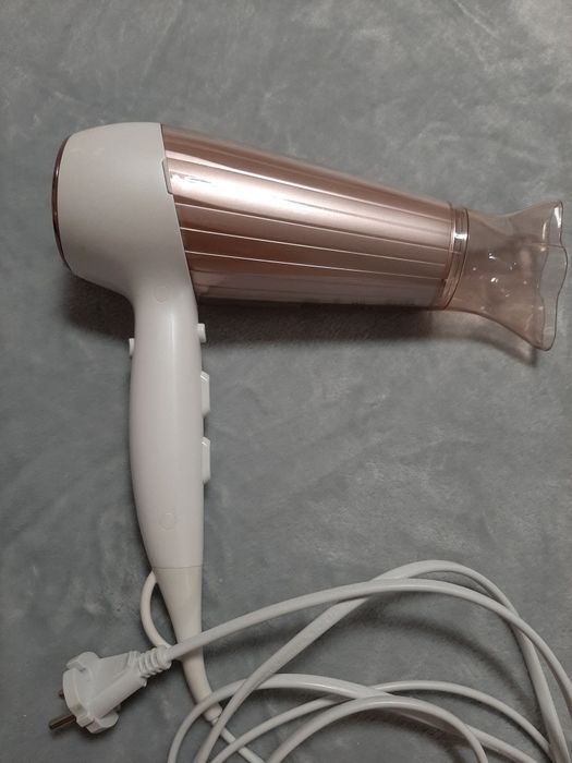 Сешоар Philips NL 9206