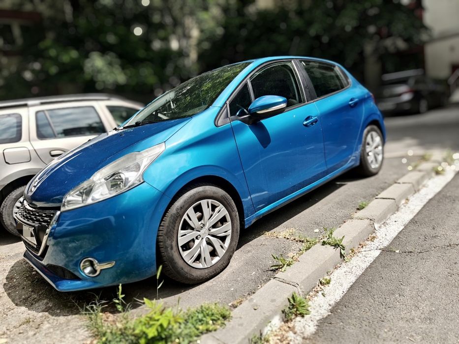Peugeot 208 / Doar 71.500 KM - Primul Proprietar de Noua