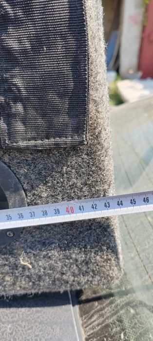 Subwoofer auto 2x600 wați RMS