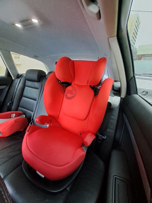 Cybex стол за кола