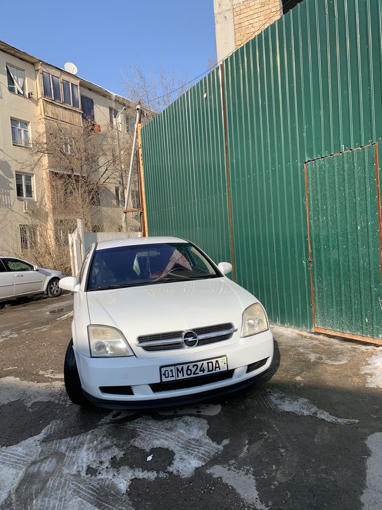 Автомобиль Opel vectra 2.2