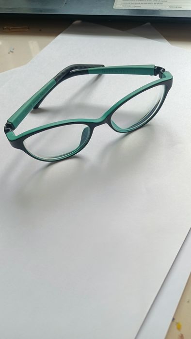 Продам оправу детскую для очков.