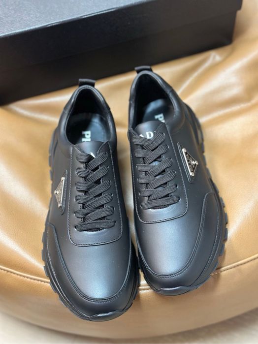 Adidasi Prada , calitate premium , pe comanda , noi , 43