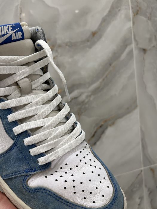 Jordan 1 hyper royal